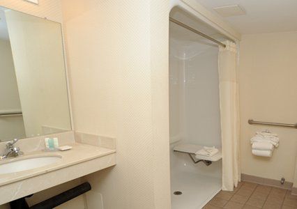 Clarion Hotel & Conference Center Northampton Habitación foto
